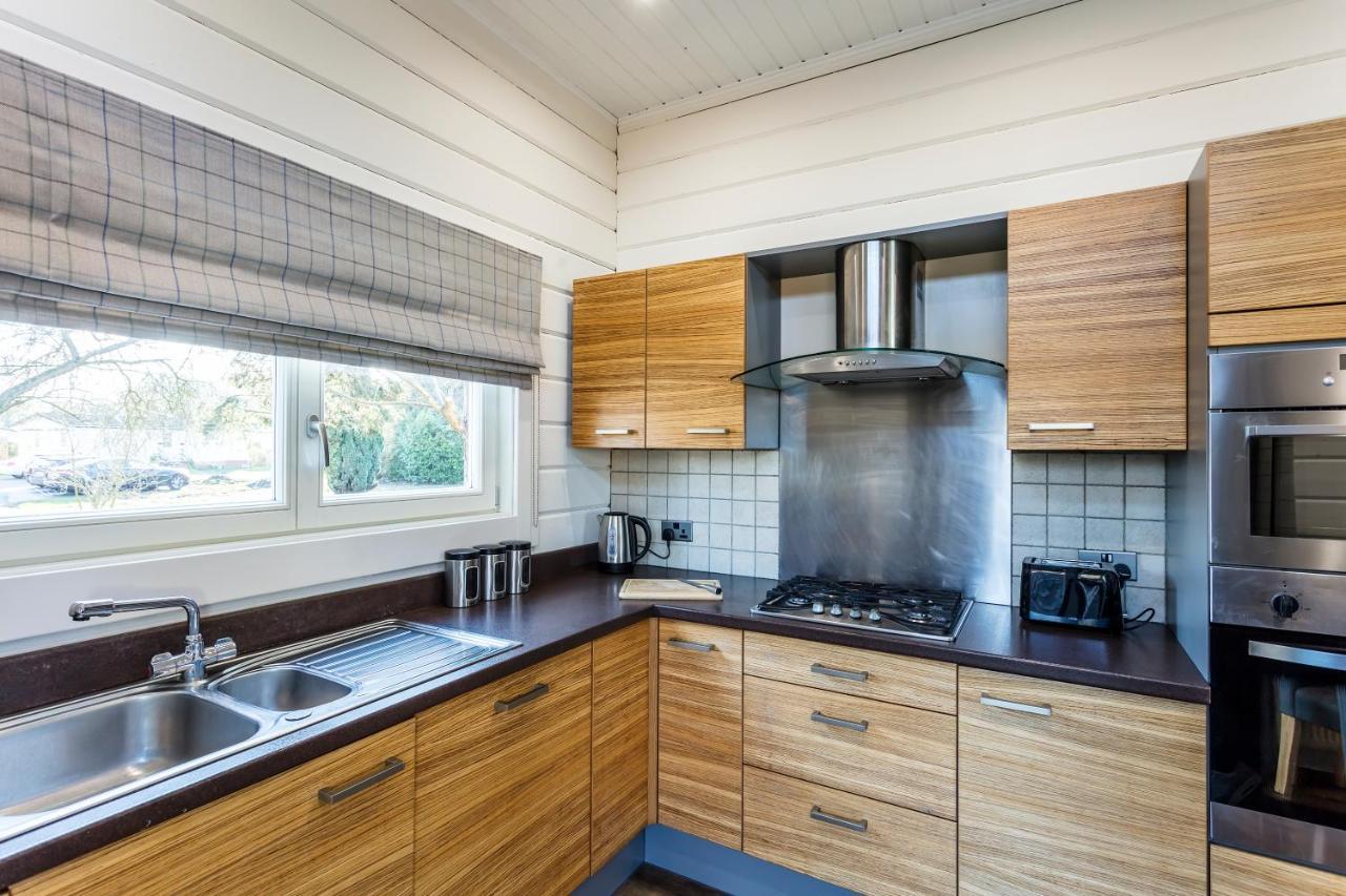 Roydon Marina Village Lodges Eksteriør billede