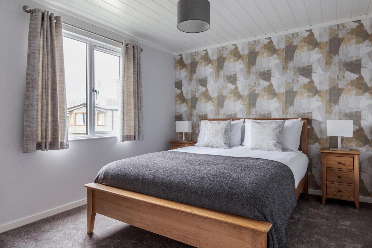 Roydon Marina Village Lodges Eksteriør billede
